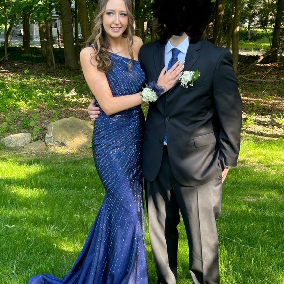 JOVANI prom gown - Picture 2 of 5